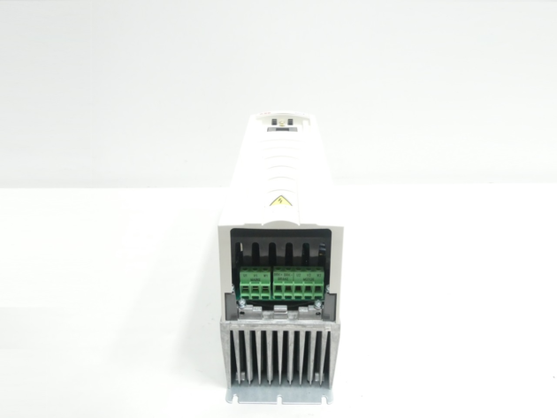 ABB 3HAC024254-007 Industrial Control Module for Advanced Automation Solutions - Image 2