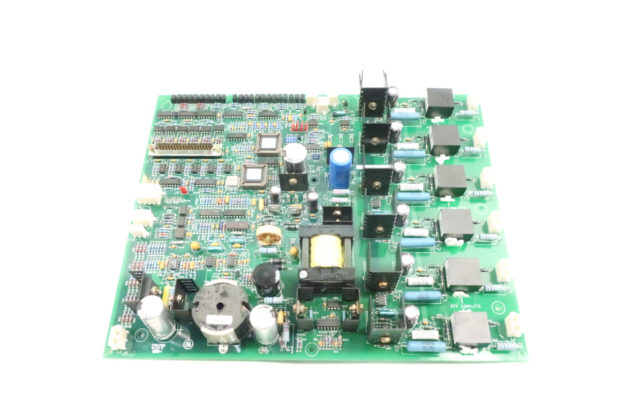 GE 04220FL11232A Control Module, Compact, High-Performance - Image 2