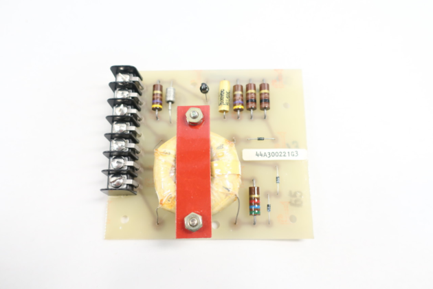 GE Fanuc IC693MDL732	Series 90-30 Control Module - Image 2