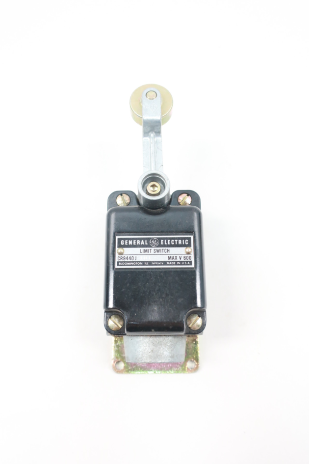 GE PQMII-T20 Industrial Control Module - Image 2