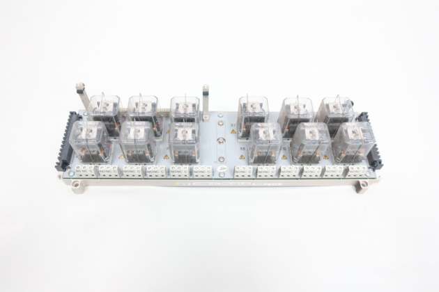 Kawasaki R2AA-13200LCPKZ Servo Motor, High-Performance Control Solution - Image 2