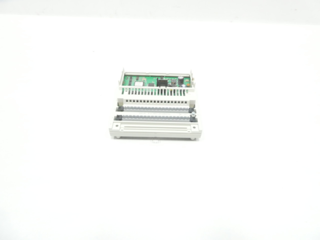 Schneider TSXRAM3216 Modicon TSX Micro PLC Advanced Control Solution - Image 2