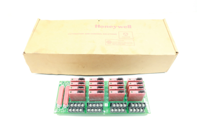 Honeywell 8C-PCNT03 Series 8 C300 Industrial Control Module