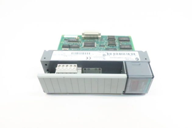 Allen-Bradley Kinetix 6000 2094-AC09-M02 Integrated Axis Module - Image 2