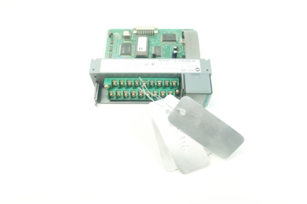 Allen Bradley 1756-OF8 Analog Output Module, Industrial Control Solutions - Image 2